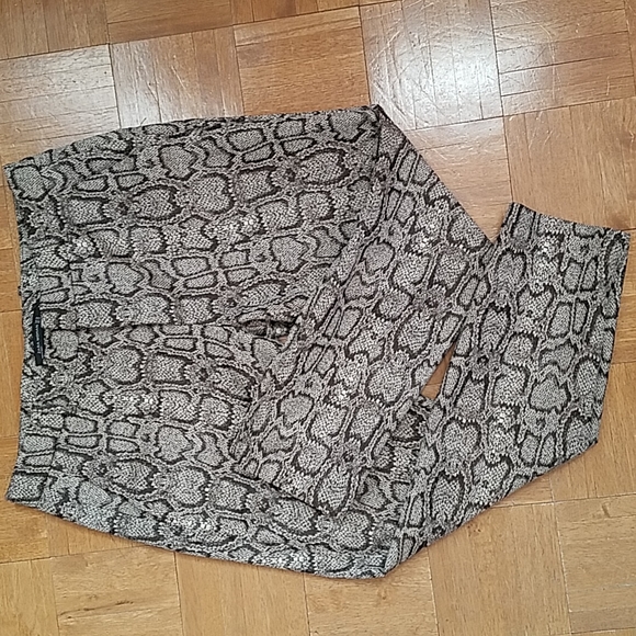 Snake print pants - Picture 4 of 9